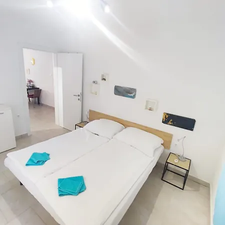 Olcsica Apartment Klenovica